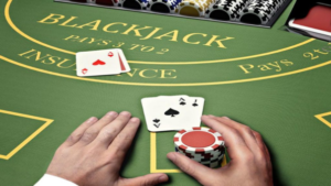Bài BlackJack là một trong những trò chơi rất được ưa chuộng tại các sòng bài và ngay cả trong các casino online cũng thu hút được đông đảo người chơi.