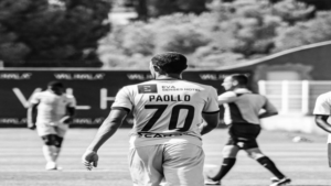 Paollo Madeira Oliveira (8 tháng 7 năm 1996 – 12 tháng 8 năm 2023) là một cầu thủ bóng đá chuyên nghiệp người Brazil thi đấu cho câu lạc bộ Hoàng Anh Gia Lai ở vị trí tiền đạo trung tâm.